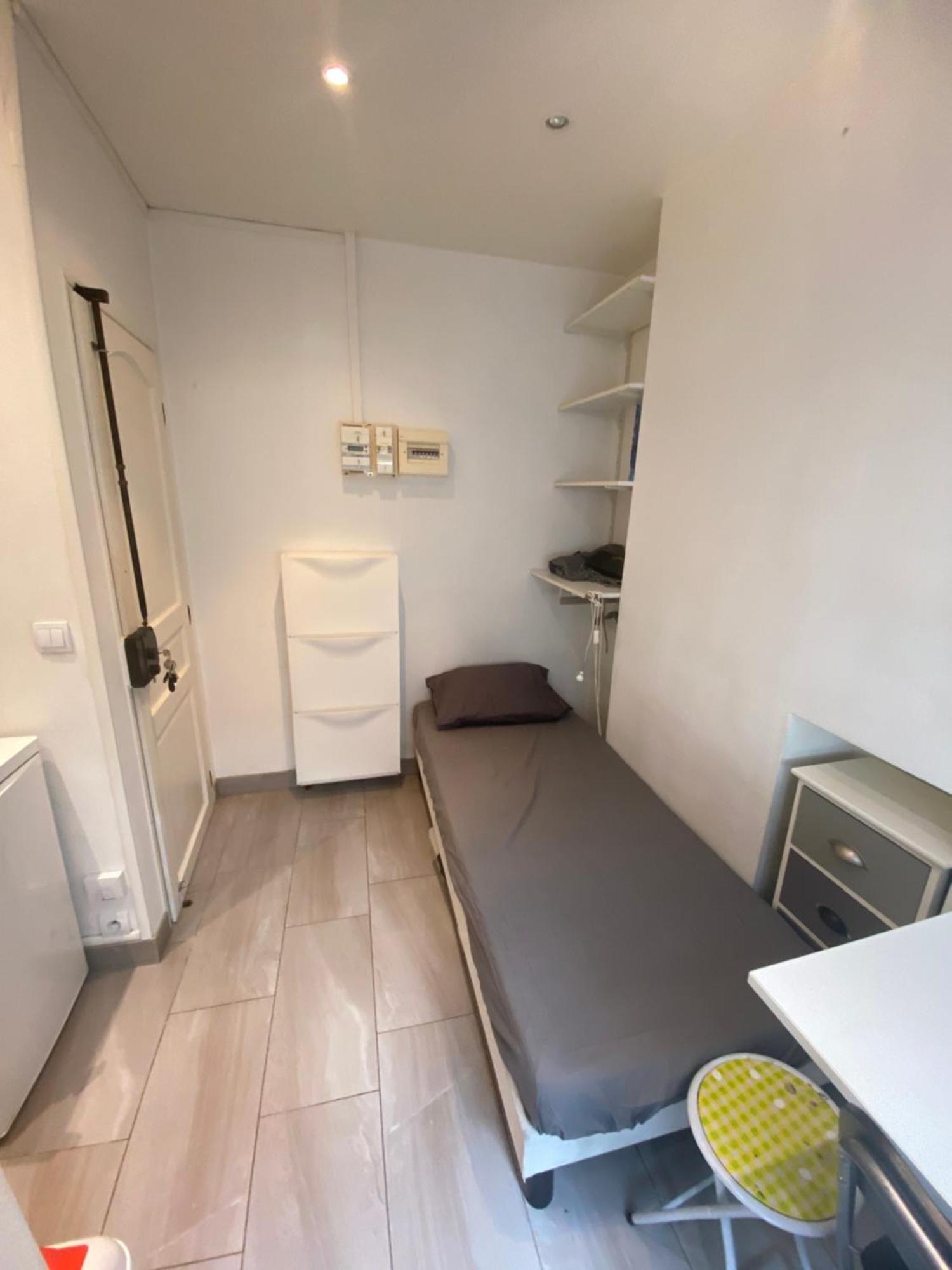 Small Studio Near Eiffel Tower Paris Extérieur photo