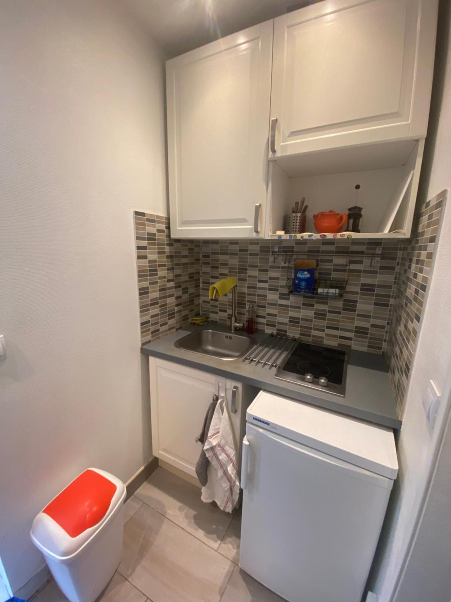 Small Studio Near Eiffel Tower Paris Extérieur photo